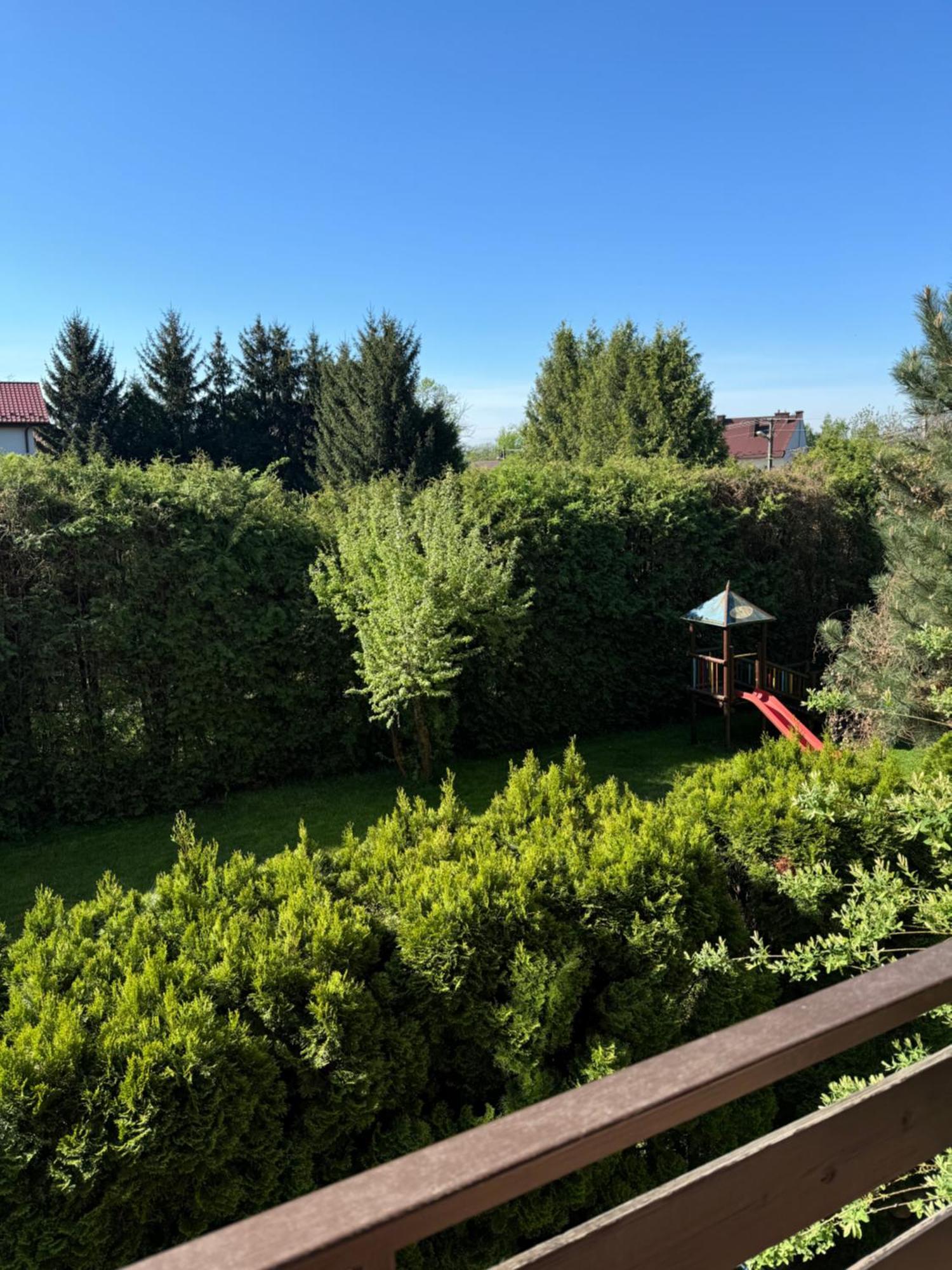 Blue Zone With Free Parking, Balcony And Garden Apartment Krakau